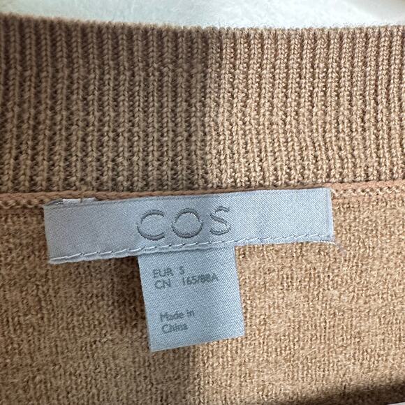 COS Drape Front Merino Wool Sweater Tan Camel Neutral {VV39} - Picture 4 of 5